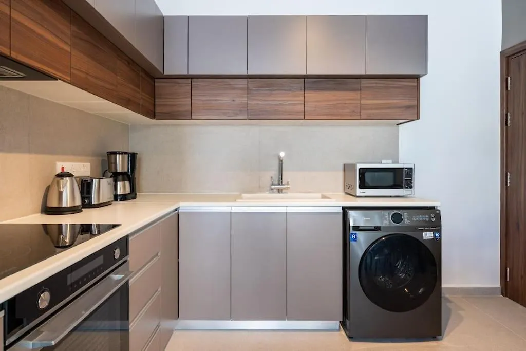 Hazel - 2-Bedroom Apartment In Larnaca